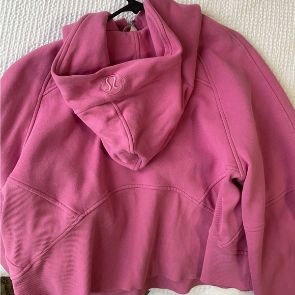 Lululemon Scuba Halfzip - Picture 2 of 3